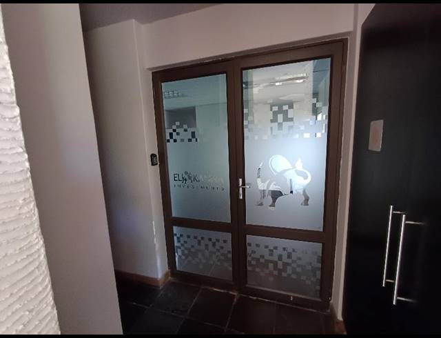 BUSINESS PROPERTY TO RENT IN ELDORAIGNE